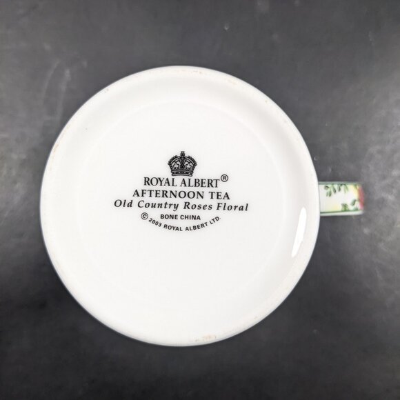 Old Country Roses by Royal Albert Afternoon Tea Mug - Picture 2 of 2